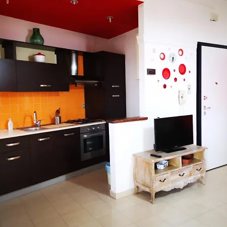 Three-room In Bordering The Beach Silvi Paese