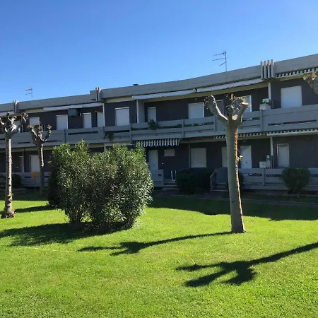 Three-room In Bordering The Beach Silvi Paese